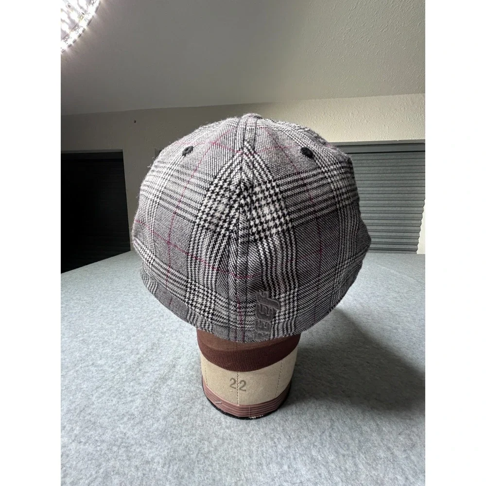 REEF Green is Good Houndstooth Plaid Cap Crimson Black & White Fitted, Size M